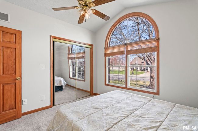 228 Brookside Glen Dr, House other with 3 bedrooms, 3 bathrooms and null parking in Sherman IL | Image 16