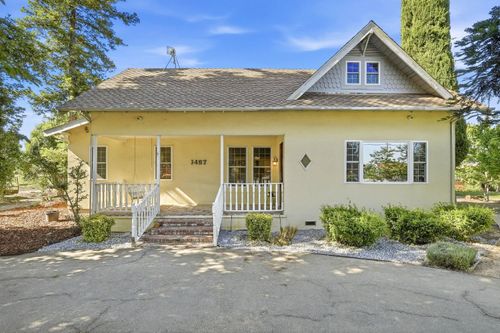 1487 Smith Rd, Yuba City, CA, 95993-7006 | Card Image