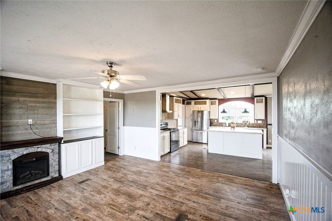 488 Union Wine Rd, Home with 4 bedrooms, 2 bathrooms and null parking in New Braunfels TX | Image 11