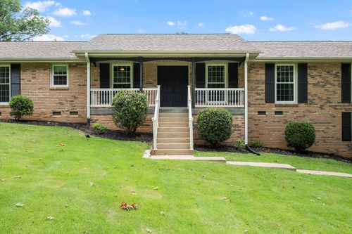 105 Cherry Hill Dr, Hendersonville, TN, 37075-4022 | Card Image