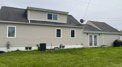 8017 S Saginaw St, New Lothrop, MI, 48460-9695 | Card Image