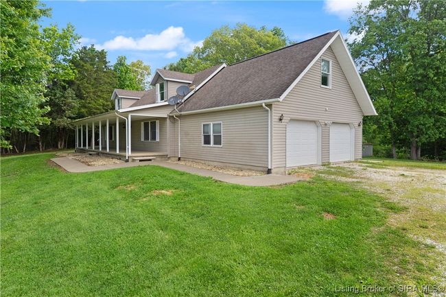 1240 Quail Run, Home with 4 bedrooms, 3 bathrooms and null parking in Mitchell IN | Image 4