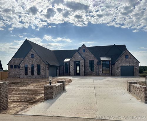 5016 E 175th Pl S, Bixby, OK, 74008-6317 | Card Image