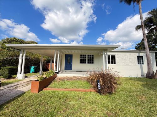 1075 Ne 120th St, Biscayne Park, FL, 33161-6451 | Card Image