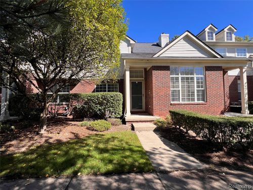 17203 Caitlin Cir, Commerce Twp, MI, 48390-5859 | Card Image