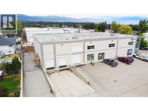 3-801 Dalton Rd, Kelowna, BC, V1X7X3 | Card Image