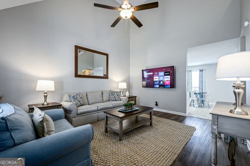 31 Middleton Ct, Cartersville, GA, 30120-7933 | Card Image