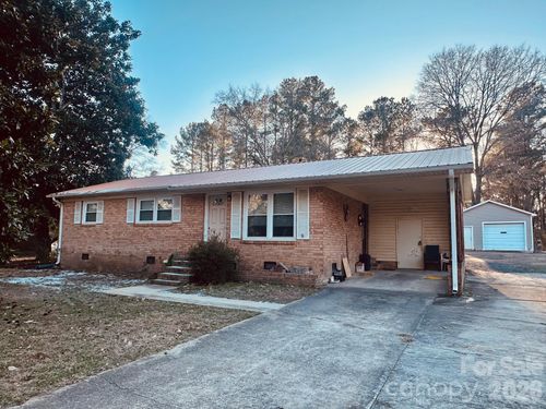 5833 Willowbrook St, Fort Lawn, SC, 29714-8763 | Card Image