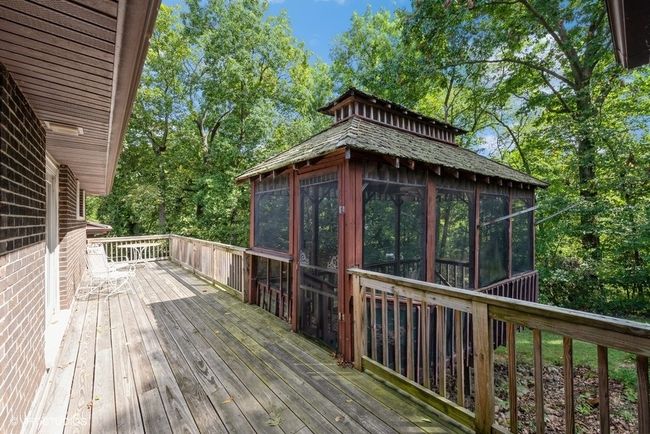 77 N 325 W, House other with 2 bedrooms, 3 bathrooms and 2 parking in Valparaiso IN | Image 33