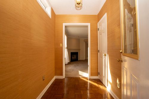 32 Arbours West Ln, Moore, SC, 29369-9377 | Card Image