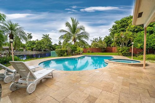2650 Scott St, Hollywood, FL, 33020-1947 | Card Image