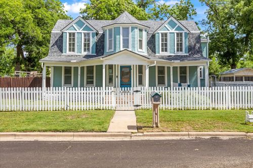 1223 Cecelia St, Taylor, TX, 76574-2568 | Card Image