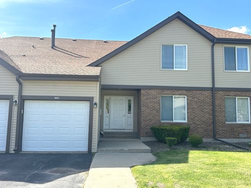 1511-1511 Longwood Dr, Sycamore, IL, 60178-2723 | Card Image
