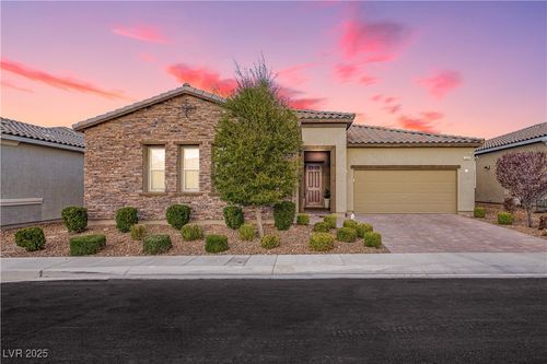 2450 Amatrice St, Henderson, NV, 89044-1632 | Card Image