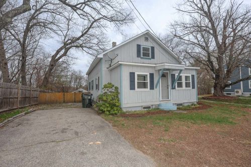 63 Saint Marie St, Manchester, NH, 03102-3830 | Card Image