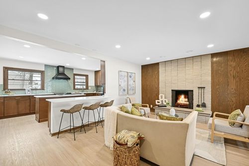 7711 N Van Dyke Road, Fox Point, WI, 53217 | Card Image