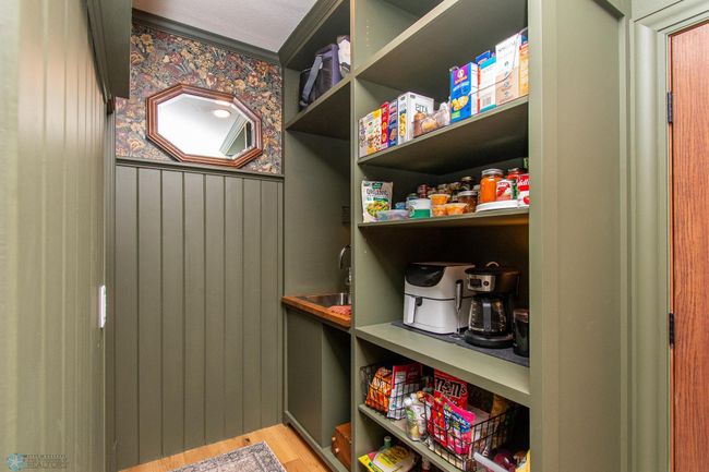Pantry | Image 35