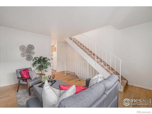 apt-t6-3005 Ross Dr, Fort Collins, CO, 80526-1192 | Card Image