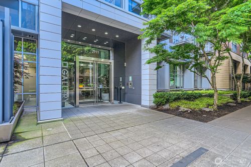 unit-513-2911 2nd Ave, Seattle, WA, 98121-3050 | Card Image