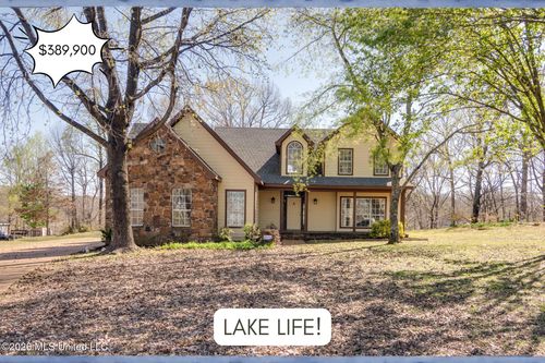 440 Blue Lake Dr, Lake Cormorant, MS, 38641-9427 | Card Image