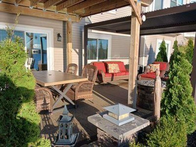 935 Stony Lake Ct, Condo with 2 bedrooms, 3 bathrooms and null parking in Oxford MI | Image 32
