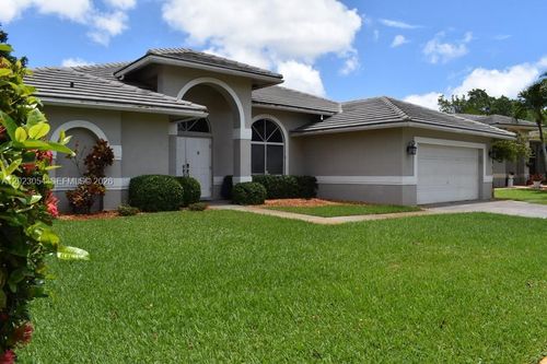 10205 Sw 12th St, Pembroke Pines, FL, 33025-4700 | Card Image