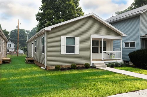 160 E Channel Street, Newark, OH, 43055 | Card Image