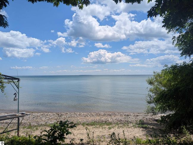 122 N Huron Rd, House other with 3 bedrooms, 2 bathrooms and null parking in Au Gres MI | Image 6