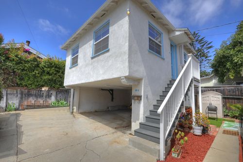 c-311 E Victoria Street, Santa Barbara, CA, 93101 | Card Image