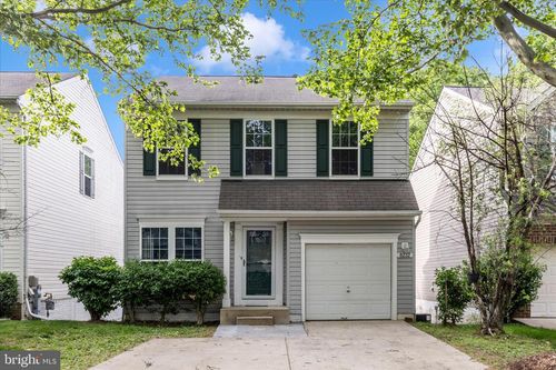 8232 Lyndhurst St, LAUREL, MD, 20724-7900 | Card Image