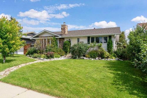 9940 Wilde Rd Se, Calgary, AB, T2J1G5 | Card Image