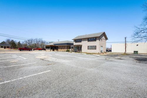 1018 S Austin Ave, Denison, TX, 75020-4904 | Card Image