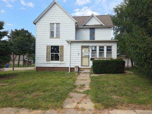 220 W 8th St, Kewanee, IL, 61443-1324 | Card Image