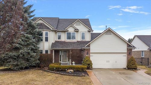 21209 Clear Creek Blvd, Clinton Twp, MI, 48036-1466 | Card Image