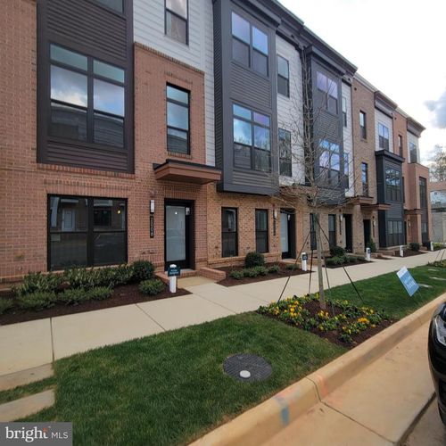 2008 Tysons Ridgeline Rd, FALLS CHURCH, VA, 22043-2617 | Card Image