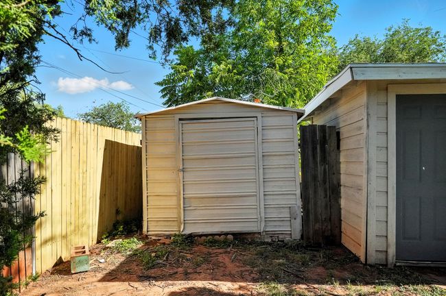 View of shed | Image 27