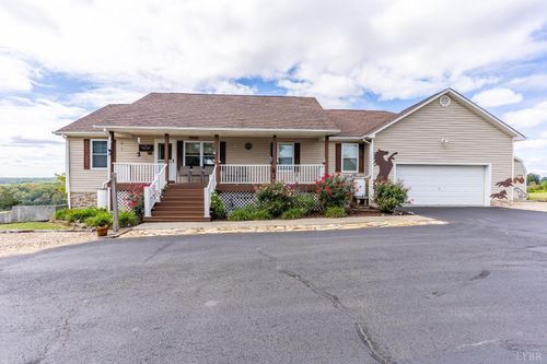719 Tower Hill Rd, Appomattox, VA, 24522-5004 | Card Image