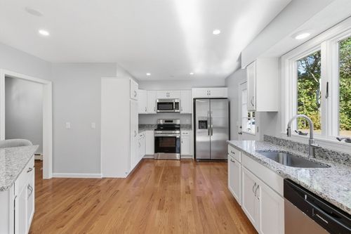 273 Sandwich Rd, East Falmouth, MA, 02536-5035 | Card Image