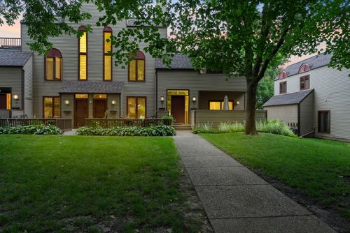 5b-5 Irvine Park, Saint Paul, MN, 55102-2560 | Card Image