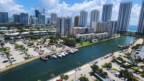 1725-500 Bayview Dr, Sunny Isles Beach, FL, 33160-4779 | Card Image