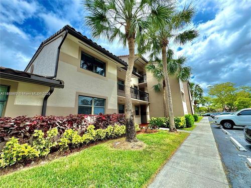 9886 Nob Hill Ln, Sunrise, FL, 33351-4664 | Card Image