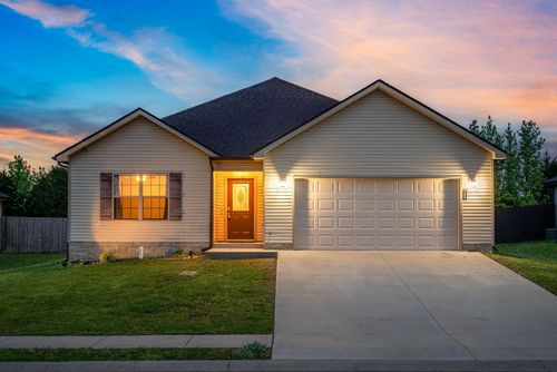 729 Tidwell Dr, Clarksville, TN, 37042-4508 | Card Image