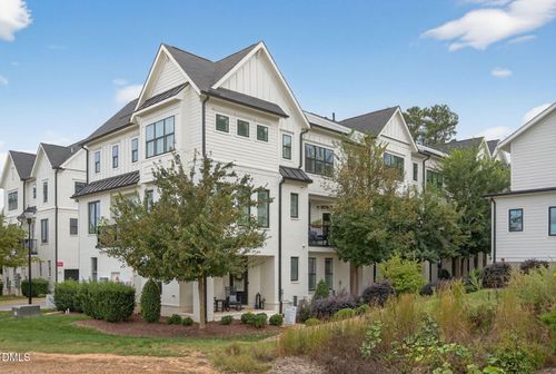 102-1610 Draper View Loop, Raleigh, NC, 27608-2686 | Card Image