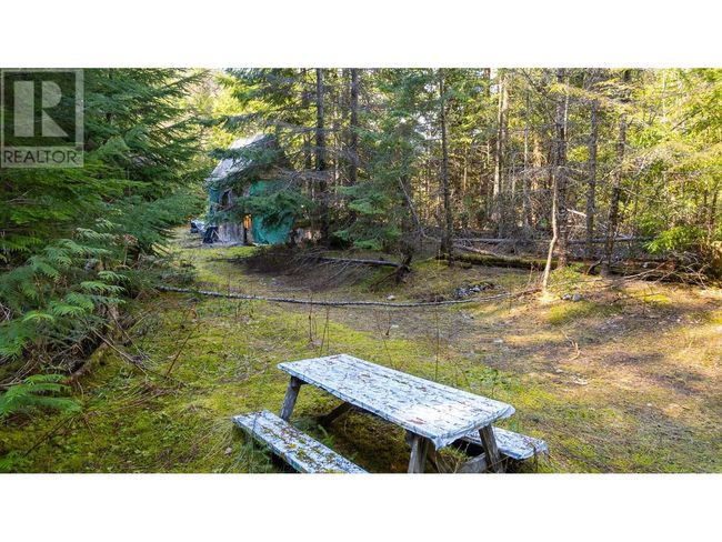 DL 10612 Highway 3, Home with 0 bedrooms, 0 bathrooms and null parking in Salmo BC | Image 27