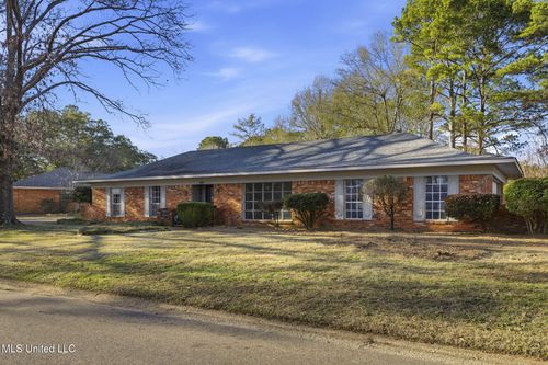 29 Stonegate Dr, Brandon, MS, 39042-2624 | Card Image