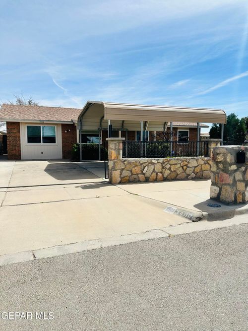 3400 Quanah Pl, El Paso, TX, 79936-1814 | Card Image