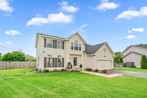 609 Plymouth Ct, Oswego, IL, 60543-8673 | Card Image