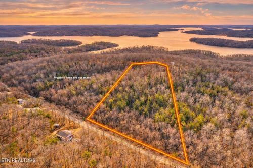 470 Clara Mae Dr, Rockwood, TN, 37854-5025 | Card Image