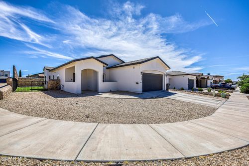380 Isaias Ave, Canutillo, TX, 79835-4401 | Card Image