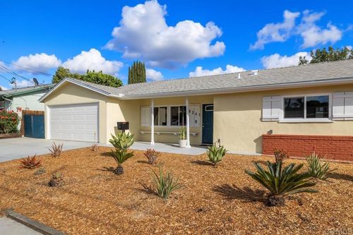 9241 Carita Rd, Santee, CA, 92071-2105 | Card Image